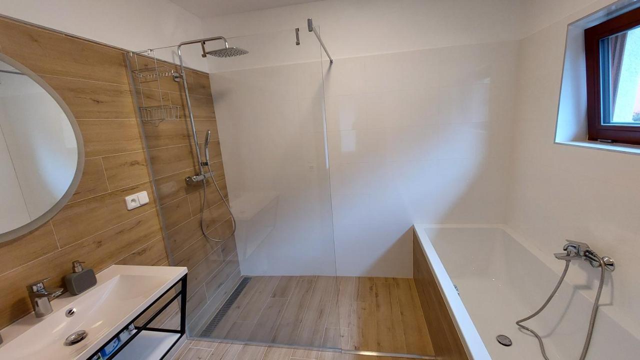 Apartmany Jura Nová Pec المظهر الخارجي الصورة